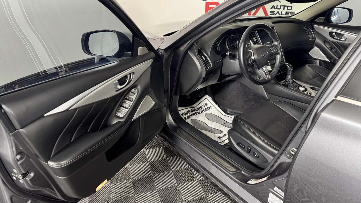 Used 2021 INFINITI Q50 Luxe w/ Seat & Sound Package RWD image 13