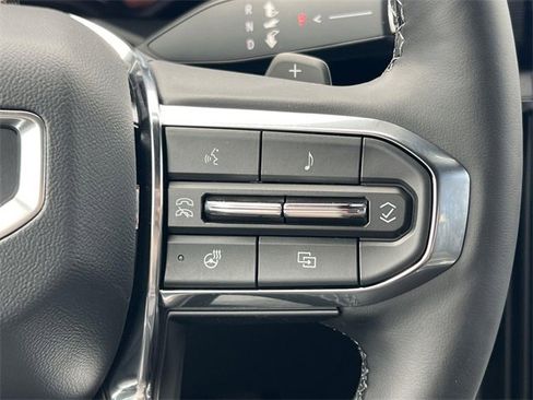 New 2025 GMC Acadia Elevation image 14