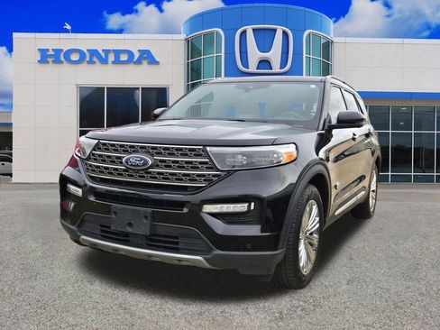 Used 2023 Ford Explorer King Ranch w/ Technology Package RWD image 4