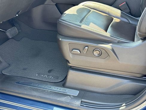 Used 2025 GMC Sierra 1500 Denali w/ Denali Reserve Package image 17