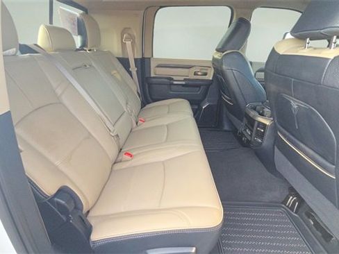 Used 2022 RAM 2500 Limited w/ Towing Technology Group image 22