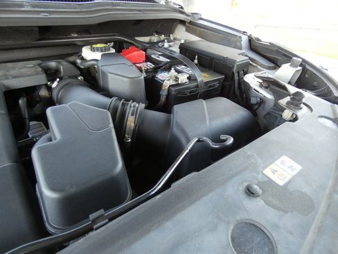 Used 2017 Ford Explorer XLT w/ Equipment Group 202A image 72