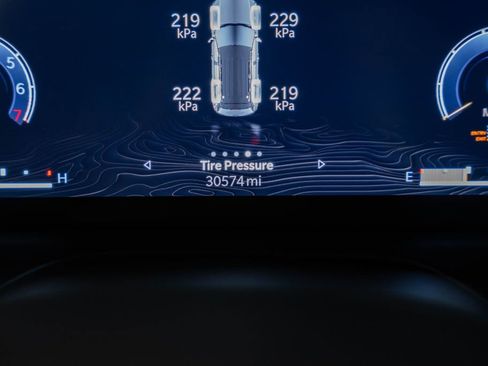 Certified 2023 Jeep Grand Cherokee Overland image 52