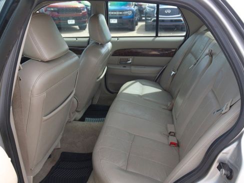 Used 2007 Mercury Grand Marquis LS RWD image 23