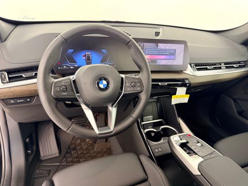 New 2026 BMW X1 xDrive28i w/ Convenience Package AWD/4WD image 4
