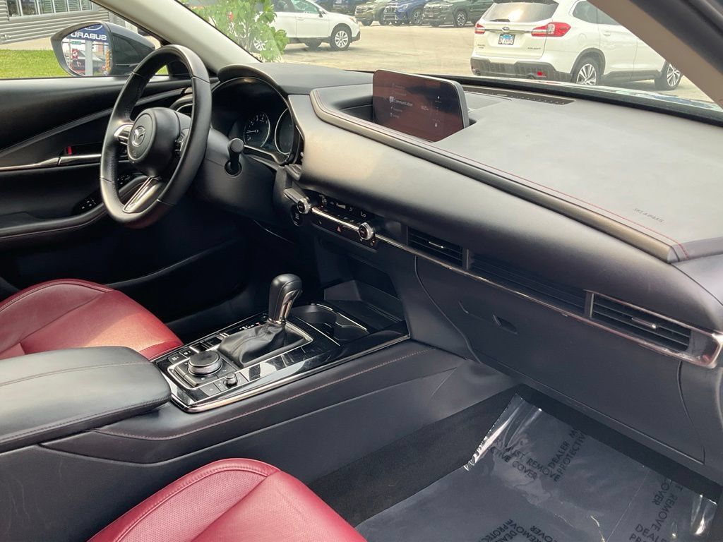 Used 2025 MAZDA CX-30 AWD 2.5 S w/ Preferred Package image 16
