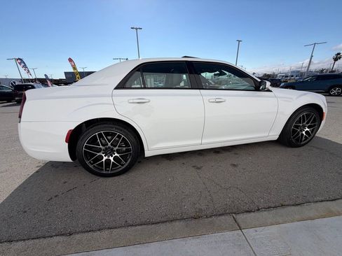Used 2023 Chrysler 300 S RWD image 6