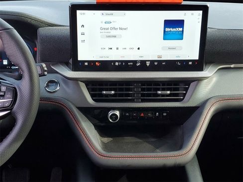 Used 2025 Ford Explorer ST-Line image 28