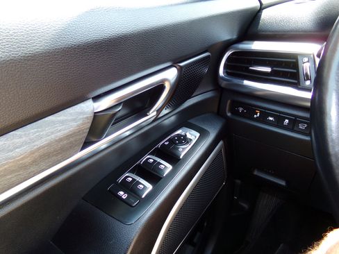 Used 2022 Kia Telluride EX w/ EX Premium Package image 16