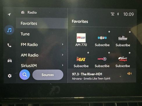 Used 2025 Toyota RAV4 Woodland Edition image 27