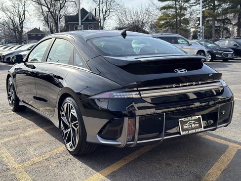 Used 2023 Hyundai Ioniq 6 SEL image 8