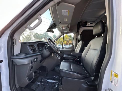 Used 2023 Ford Transit 250 Medium Roof w/ Load Area Protection Package RWD image 7