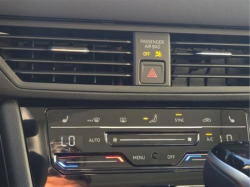 New 2026 Volkswagen Jetta SE image 19