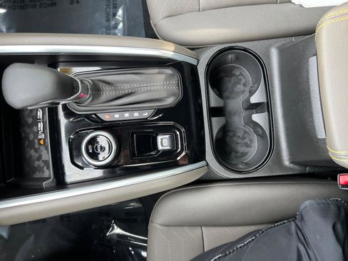 Used 2025 Chevrolet Colorado ZR2 w/ ZR2 Bison Edition image 23