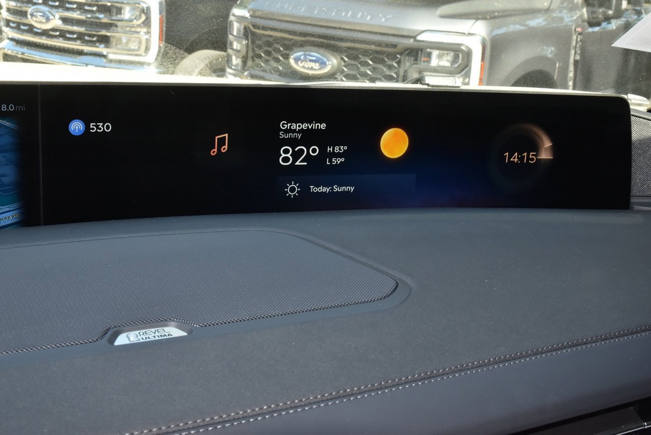 New 2027 Lincoln Navigator Reserve w/ Jet Appearance Package AWD/4WD image 28