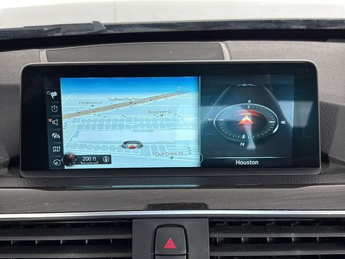 Used 2017 BMW 330i Sedan RWD image 23
