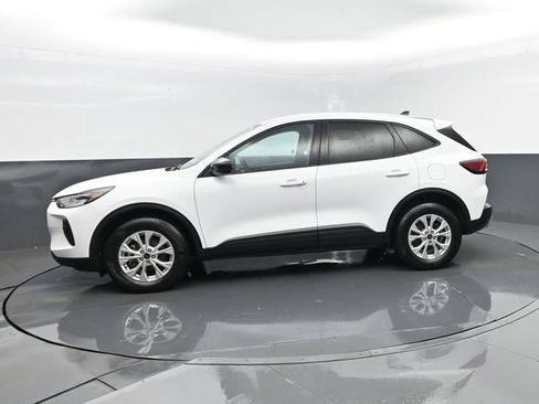 Used 2025 Ford Escape Active AWD/4WD image 5
