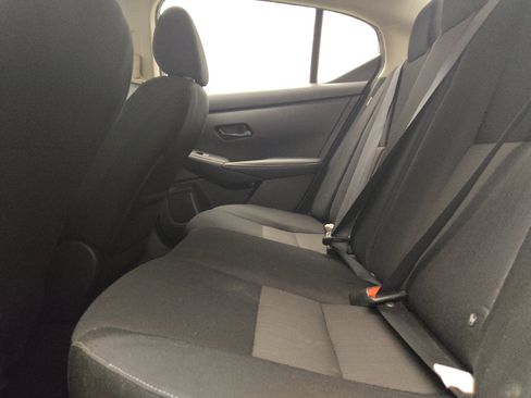 Used 2024 Nissan Sentra SV FWD image 18