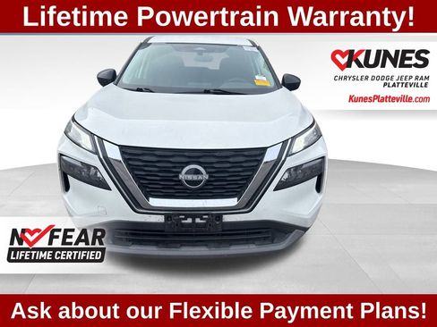 Used 2023 Nissan Rogue S image 3