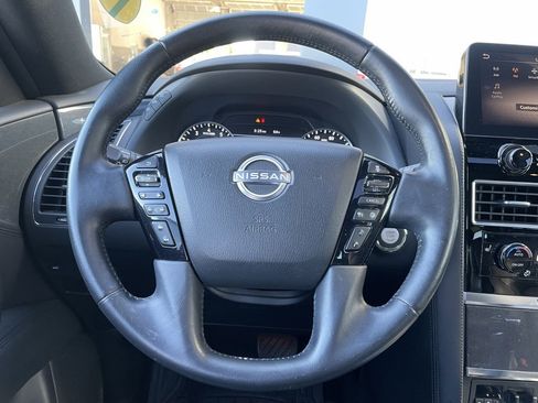 Certified 2022 Nissan Armada SL w/ Midnight Edition Package image 16