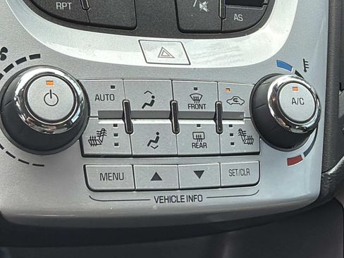 Used 2016 Chevrolet Equinox LTZ w/ Enhanced Convenience Package FWD image 34