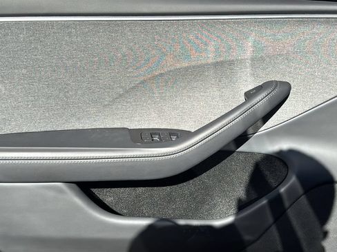 Used 2025 Tesla Model 3 Long Range RWD image 17