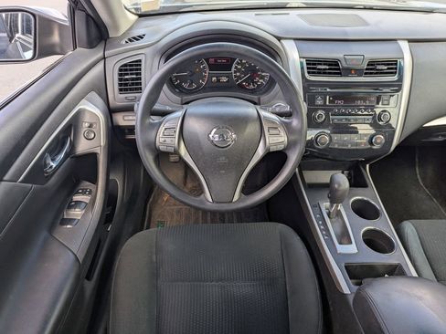 Used 2015 Nissan Altima 2.5 S w/ Power Driver Seat Package FWD image 27