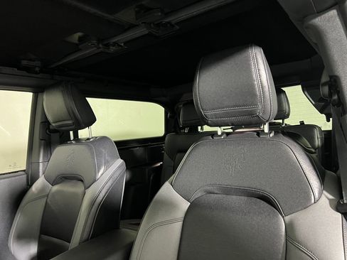 Used 2024 Ford Bronco Black Diamond image 21