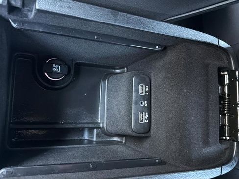 Used 2023 Dodge Charger GT w/ Technology Group image 26