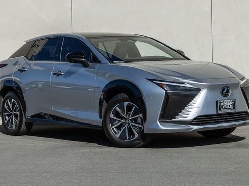 Used 2024 Lexus RZ 300e Premium image 16