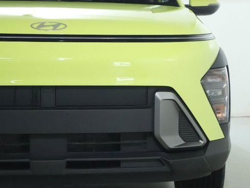 Used 2024 Hyundai Kona SEL AWD/4WD image 8