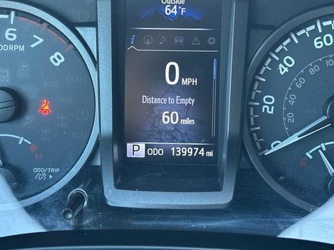Used 2016 Toyota Tacoma TRD Off-Road w/ Towing Package RWD image 27