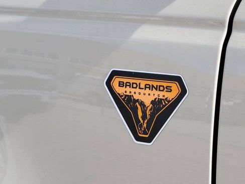 New 2026 Ford Bronco Badlands w/ Sasquatch Package image 10