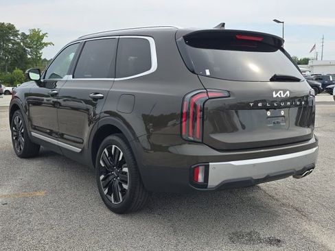 Used 2023 Kia Telluride SX image 3