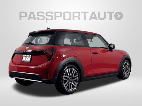 Certified 2025 MINI Cooper 2-Door Hardtop FWD image 10