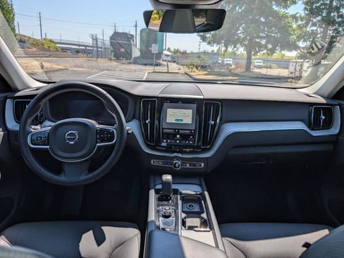 Used 2025 Volvo XC60 B5 Plus AWD/4WD image 14