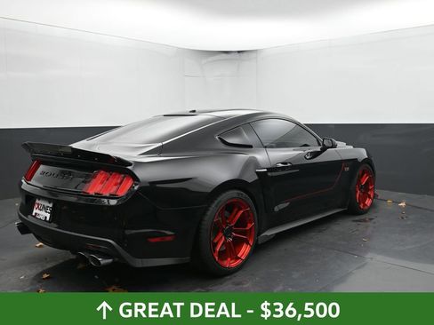 Used 2017 Ford Mustang GT Premium w/ GT Performance Package image 15