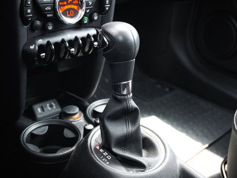 Used 2013 MINI Cooper Hardtop FWD image 23