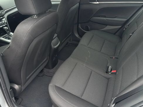 Used 2020 Hyundai Elantra SE w/ Cargo Package (C1) FWD image 12