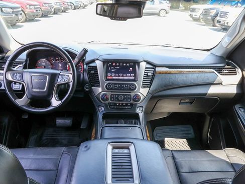 Used 2016 GMC Yukon XL Denali w/ Open Road Package AWD/4WD image 7