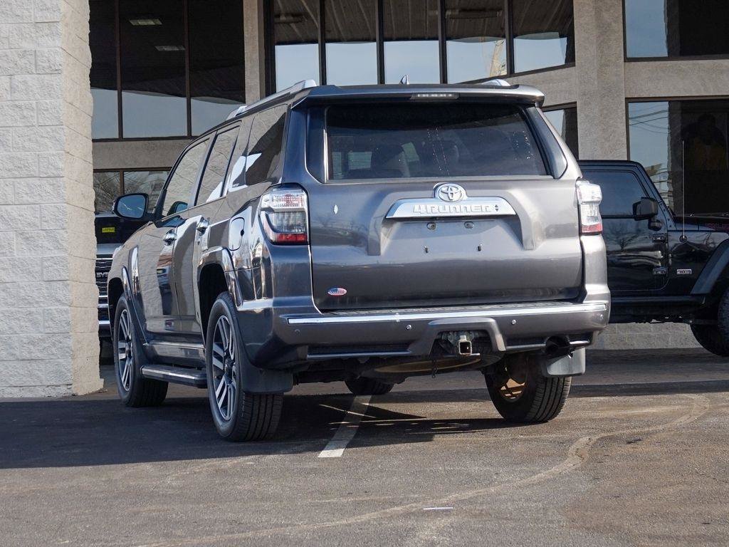 Used 2018 Toyota 4Runner Limited AWD/4WD image 4