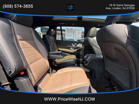 Used 2021 Mercedes-Benz GLS 450 4MATIC image 26
