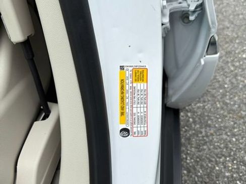 Used 2023 GMC Acadia Denali AWD/4WD image 28