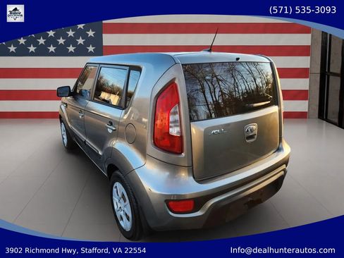 Used 2013 Kia Soul FWD image 8