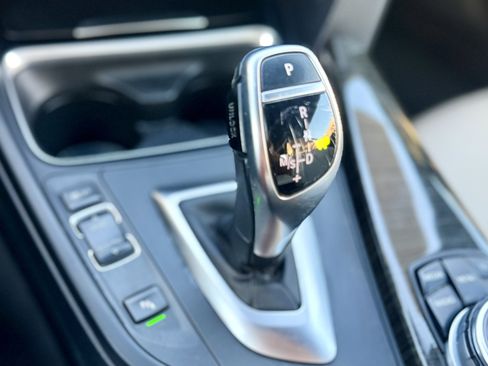 Used 2015 BMW 428i Convertible RWD image 29