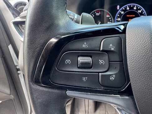 Used 2023 Buick Enclave Avenir w/ Avenir Technology Package FWD image 21