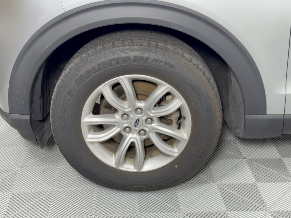 Used 2020 Ford Explorer 4WD image 13