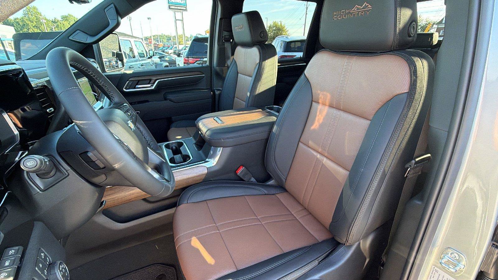 New 2026 Chevrolet Silverado 1500 RST w/ RST Select Package AWD/4WD image 5