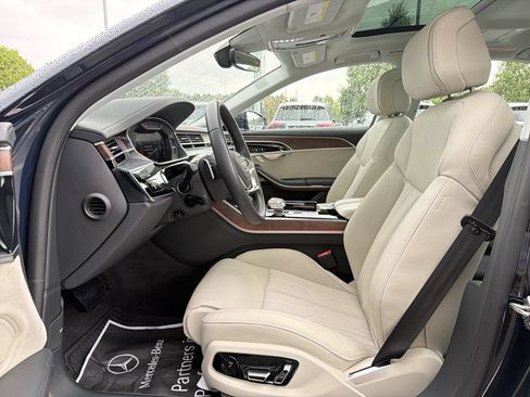 Used 2024 Audi A8 L 3.0T AWD/4WD image 9