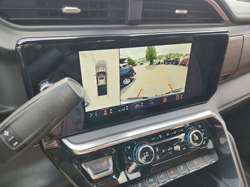 Certified 2024 GMC Sierra 2500 Denali Ultimate AWD/4WD image 27